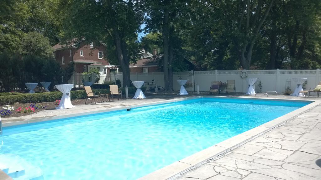 Greene Gables Inn White Hall Екстериор снимка